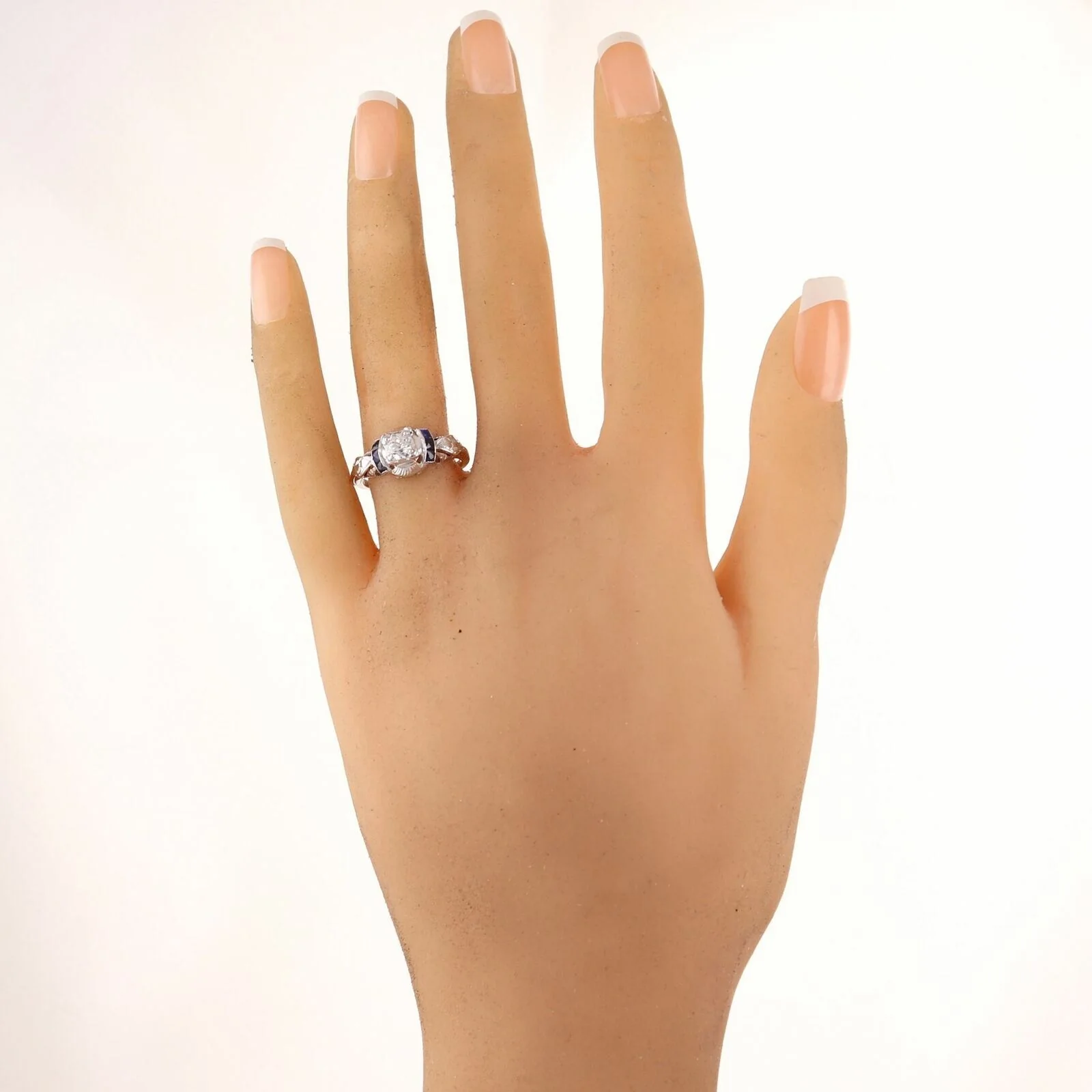 1930s Antique Art Deco 14k White Gold 0.60ctw Diamond Engagement Ring - Image 7