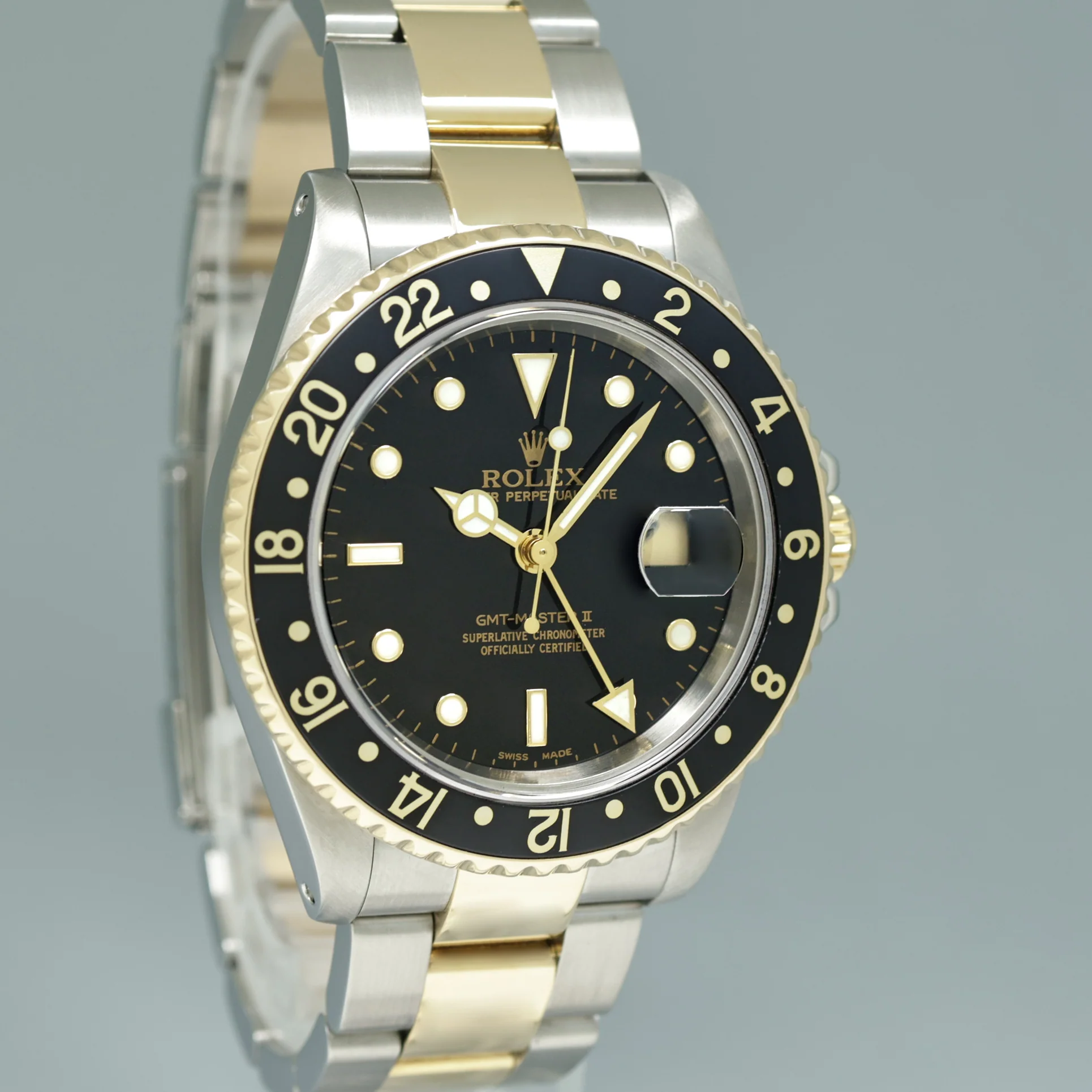 MINT 2000 Rolex GMT-Master 16713 Black Two-Tone Yellow Gold and Steel Oyster Watch - Image 3